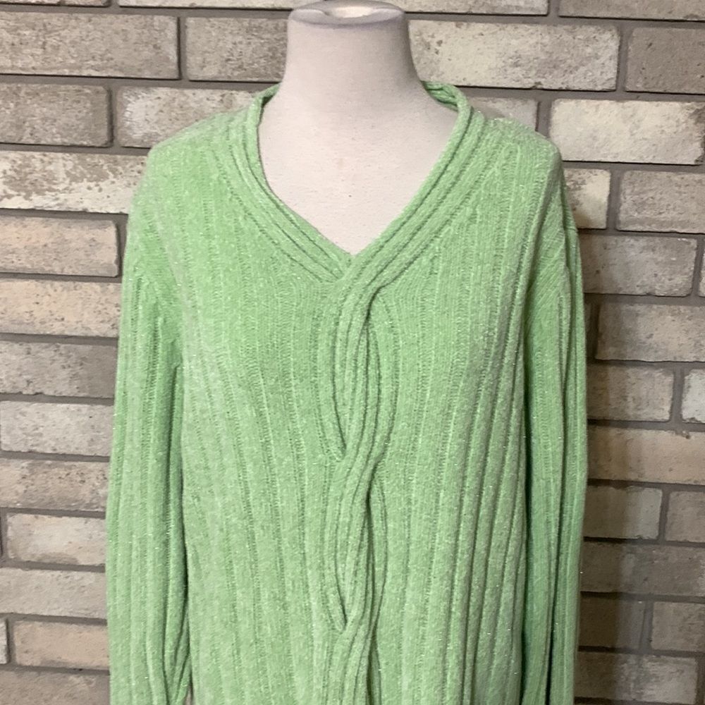 3for$20 sweater medium - Picture 2 of 4